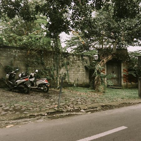 West Room At Semadi Living Sukawati  Exterior photo